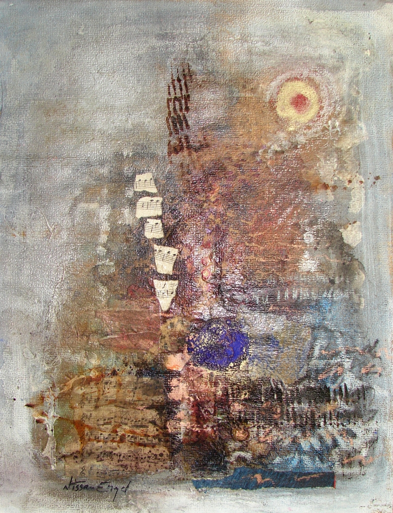 Lives in Paris